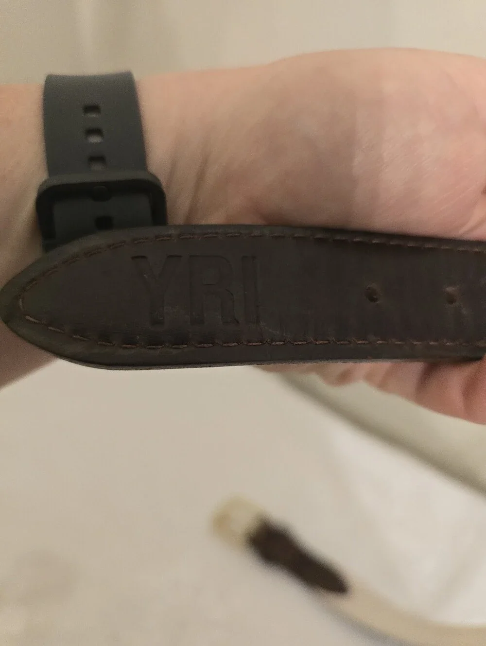 YRI Pebble Beach Golf Club Boy's Navy Robbin & Leather Belt Size 23